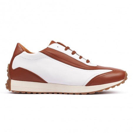 
                        Scarpe Delta marrone