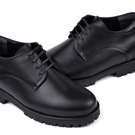 Chaussures élévatrices en cuir de qualité Tormo noir
